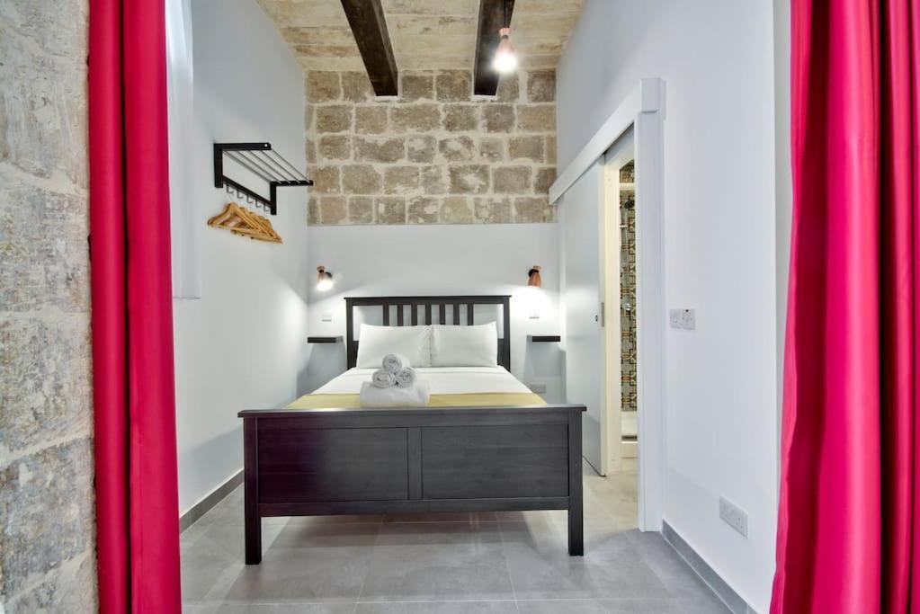 Vallettastay Old Lodge Apartment 2 ภายนอก รูปภาพ